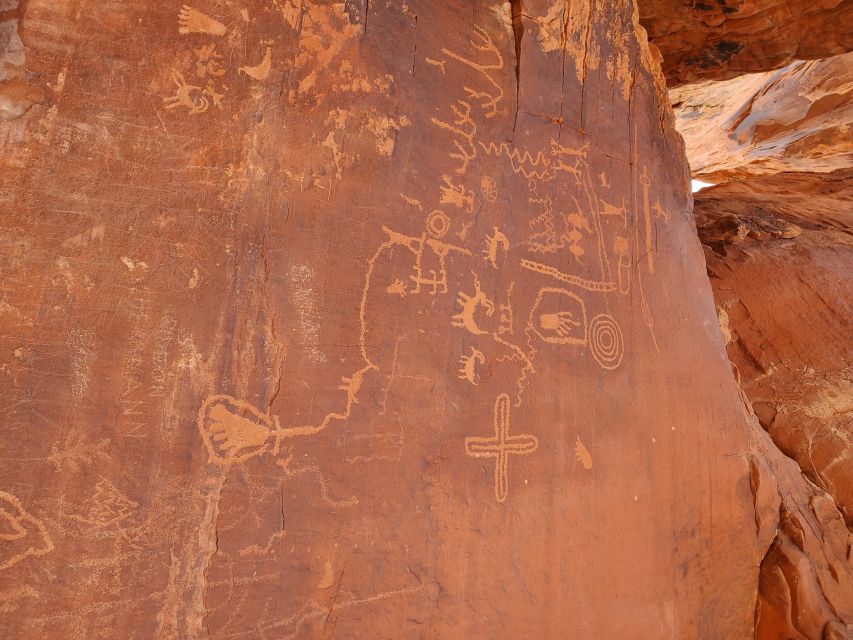 From Las Vegas: Valley of Fire Small Group Tour - Witness Panoramic Views at Rainbow Vista