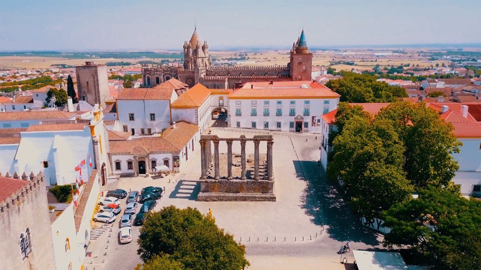 From Lisbon: Full Day Évora Tour With Lunch - Savor Alentejo Wines