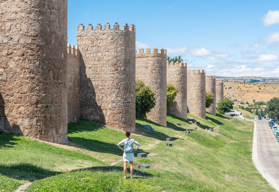 From Madrid: Day Trip to Ávila and Salamanca With Guided Tour - Tour Salamancas Baroque Architecture