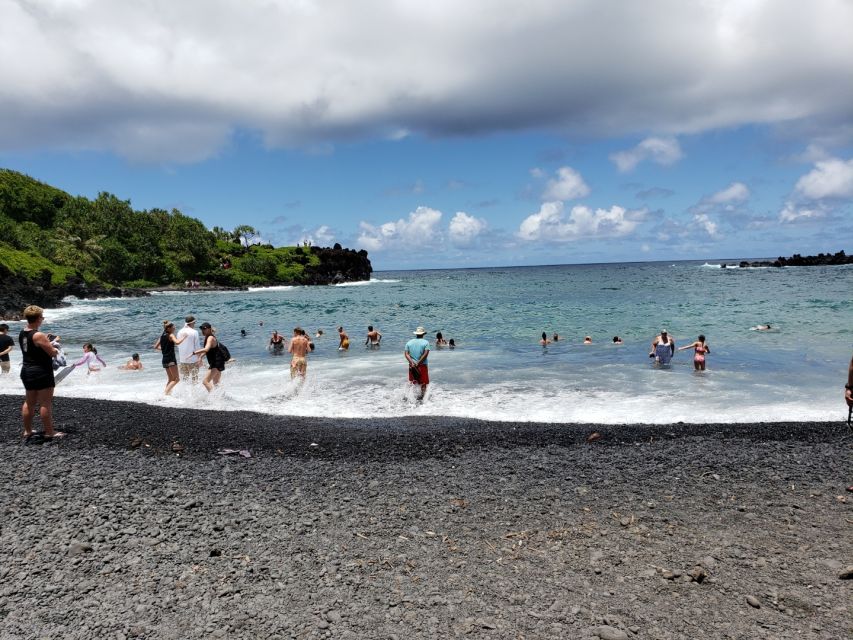 From Maui: Private Road to Hana Day Trip - Waterfalls and Black Sand Beach