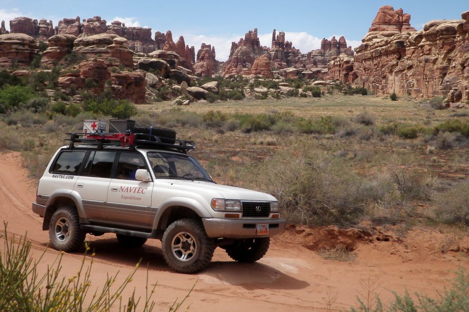 From Moab: Canyonlands Needle District 4x4 Tour - Inclusions and Exclusions