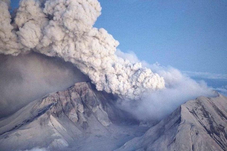 From Seattle: Mt Saint Helen Tour - Visiting the Johnston Ridge Observatory