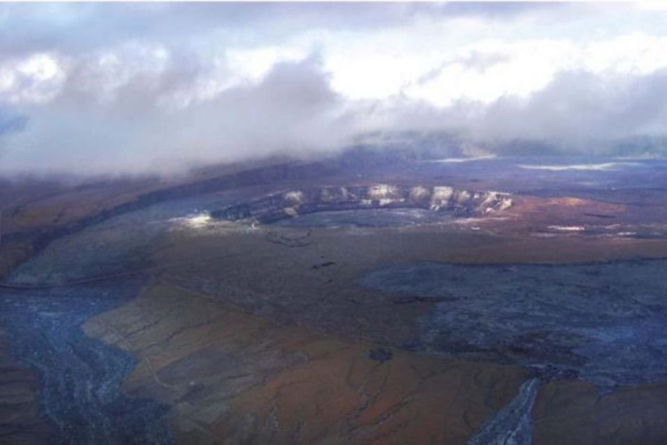 From Waikiki: Big Island Volcano Helicopter and Ground Tour - Volcanic Landscapes and Rainforests