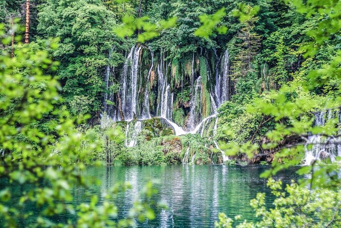 Full-Day Tour of Plitvice Lakes National Park From Zadar - Guides and Reviews