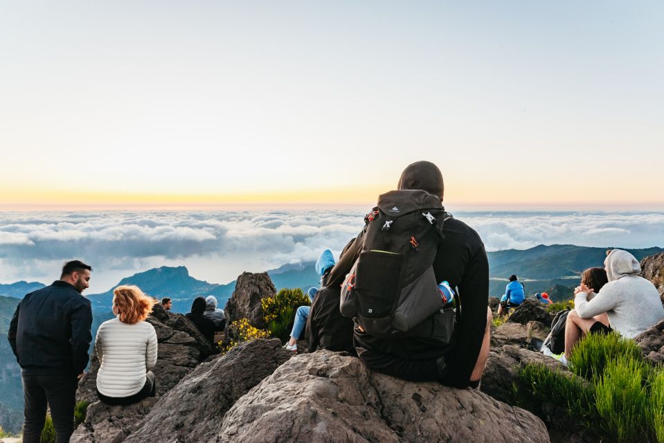 Funchal: Sunrise Hike From Pico Do Arieiro to Pico Ruivo - Hiking Experience