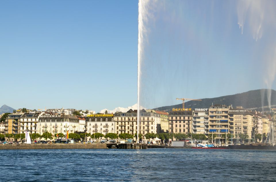 Geneva: Private Exclusive History Tour With a Local Expert - Architectural Styles