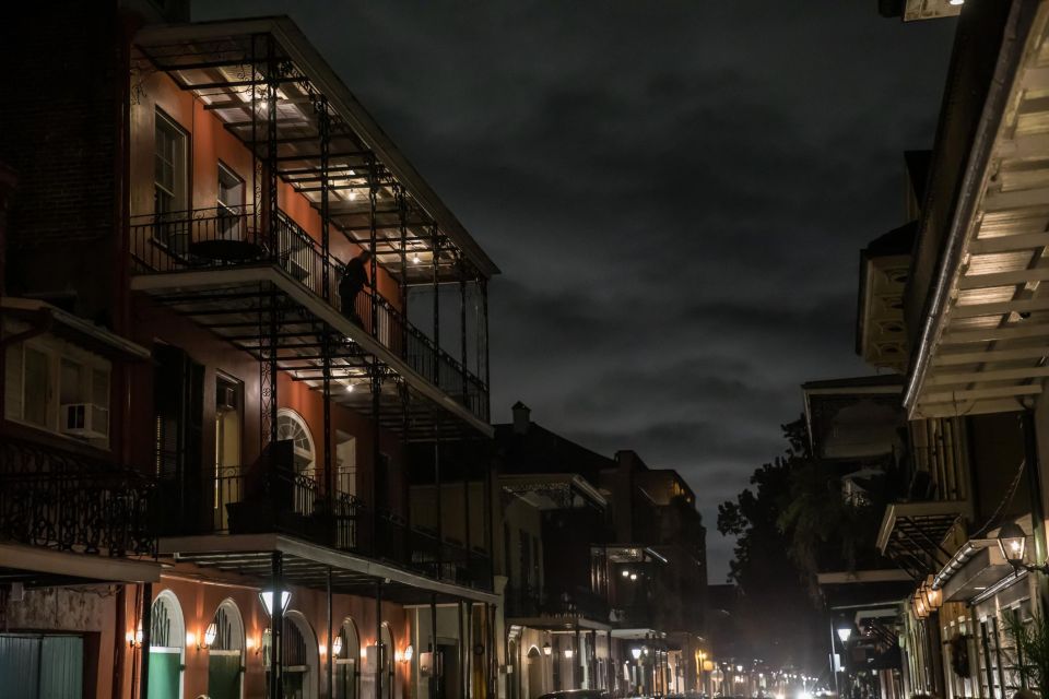 Ghosts of the French Quarter: A Haunting Stroll - Mystical Voodoo Tales and History