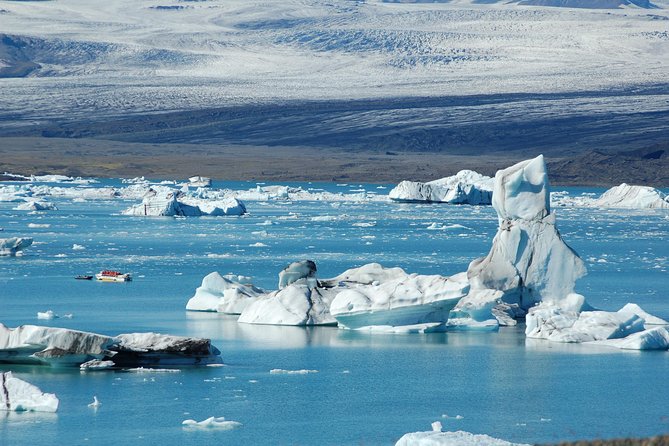 Glacier Lagoon and Diamond Beach Guided Day Trip From Reykjavik - Wandering Around the Vast Lagoon