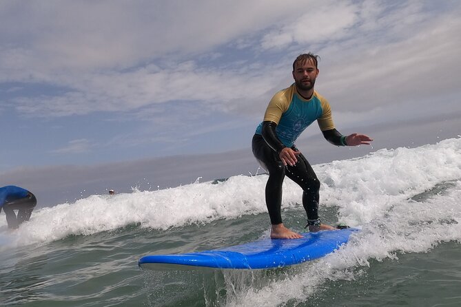 Group and Private Surf Classes With a Certified Instructor in Lanzarote - Participant Health and Accessibility