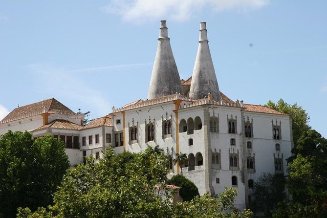 Group to Pena Palace, Sintra (pass by Regaleira) and Cascais - Tour Logistics