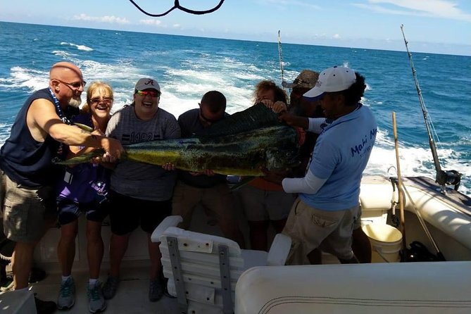 Half Day Big Game Fishing - Group Size and Accessibility