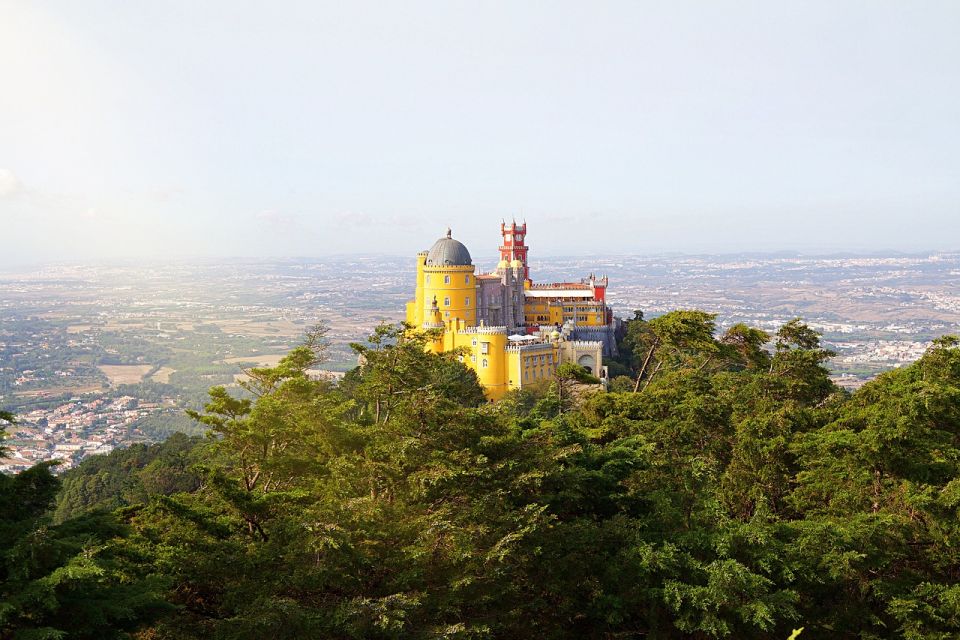 Half Day Shared Tour to Sintra With Licensed Guide - Pena Palace Information