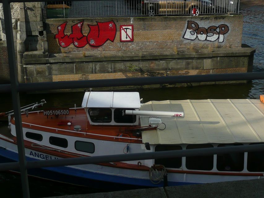 Hamburg: Bike Tour of the Speicherstadt & Old Harbor - Discovering Maritime Hamburg