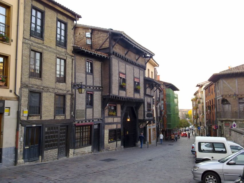 Hidden Gem of the Basque Country: Vitoria Walking Tour - Architectural Gems of Vitoria