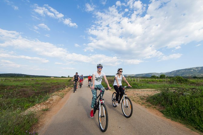 Hvar Cycling Tour - Tour Duration and Group Size