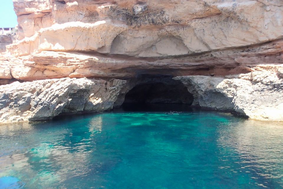 Ibiza: Beaches and Caves Instagram Boat Tour - Capturing Instagrammable Moments