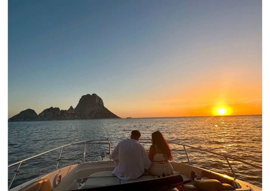 Ibiza Es Vedra: Private Boat Trip - Sunset and Drinks. - Departure and Route