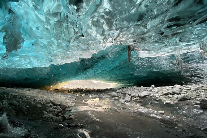 Ice Cave and Glacier Exploration Tour of Vatnajökull From Jökulsárlón - Meeting Information