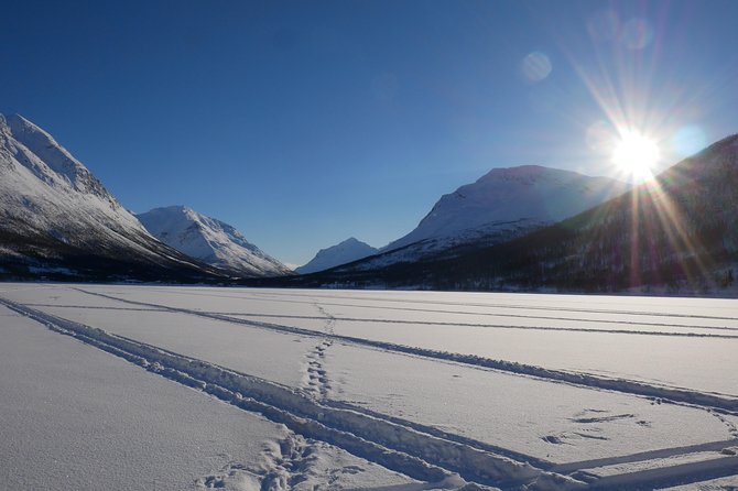 Ice Fishing On The Fjord - Duration and Group Size