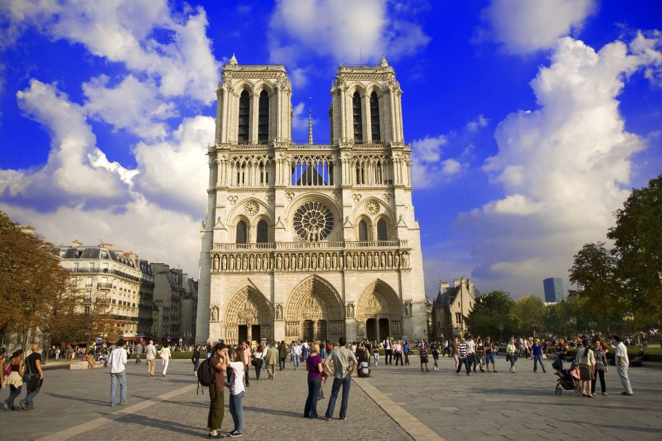 Île De La Cité, the Old Town of Paris Private Guided Tour - Tour Duration and Language Options