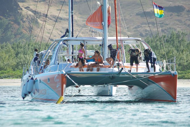 Ilot Gabriel Catamaran Cruise in Mauritius - Tour Inclusions