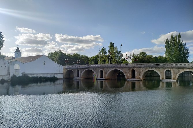 In the Heart of the City: Get to Know the History of Tomar and Taste Local Tapas! - Booking and Cancellation