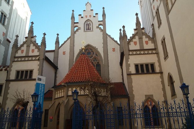 Jewish Prague Walking Tour - Historic Synagogues