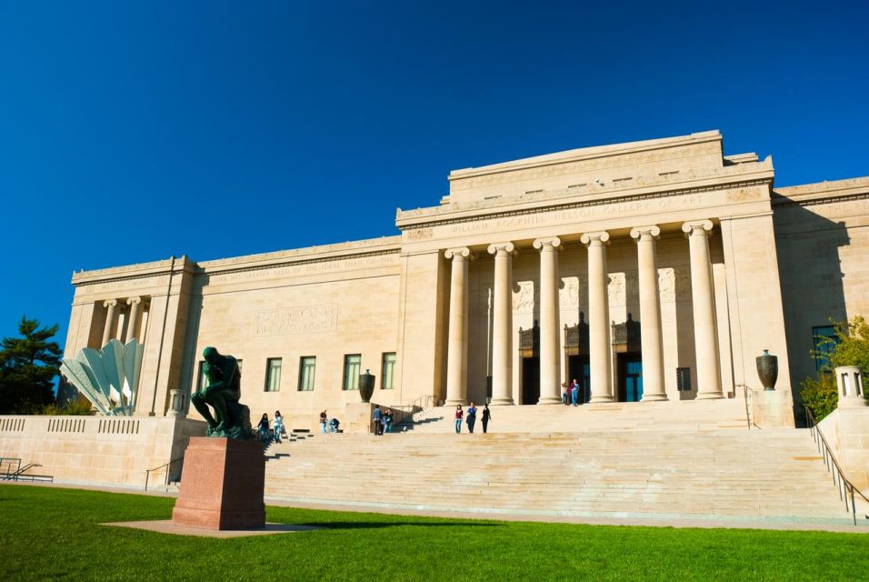 Kansas City Wander: From Plazas to Parks - The Grandeur of Nelson-Atkins Museum