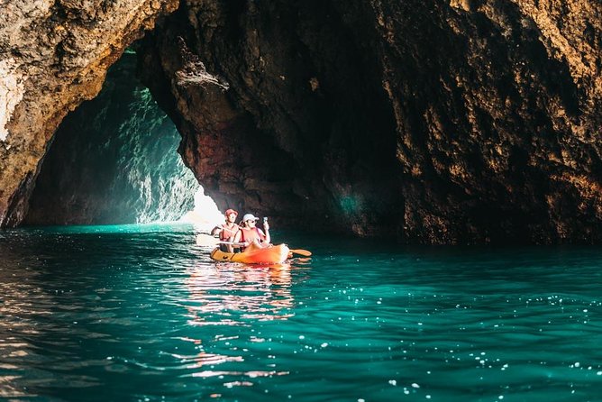 Kayak Into the Hidden Caves and Secret Beaches - Paddling to Secret Beaches