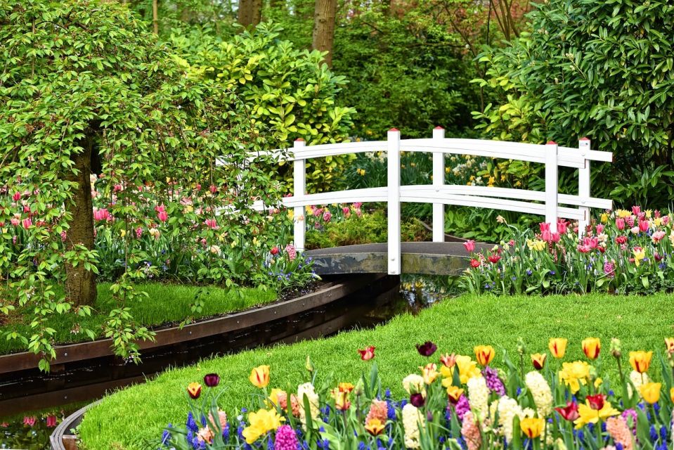 Keukenhof Gardens and Tulip Experience Tour From Amsterdam - Inclusions