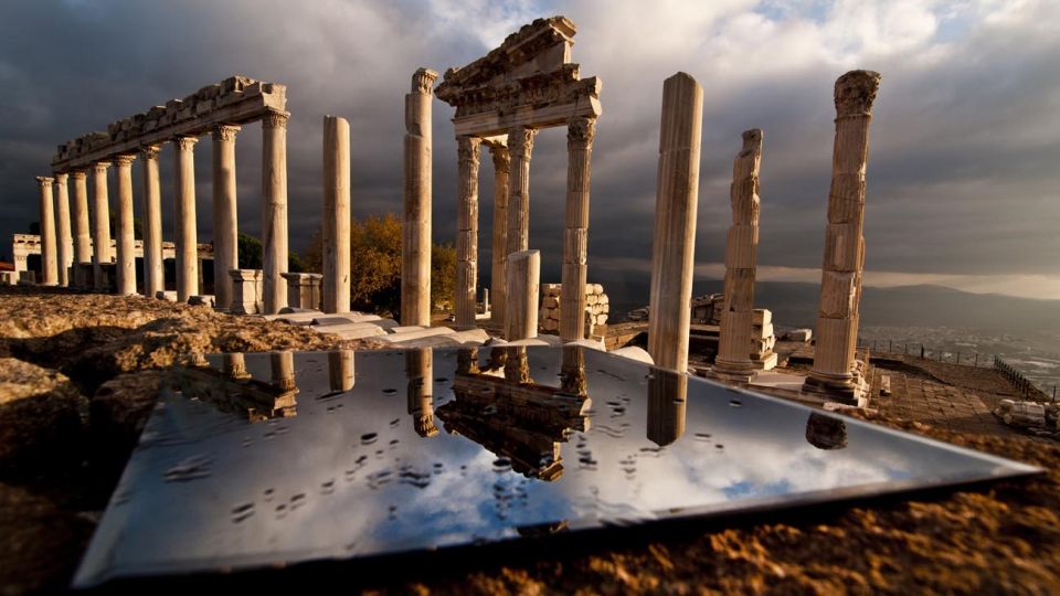 Kusadasi & Selcuk: Day Tour to Pergamon & Asklepion - Pergamon Exploration