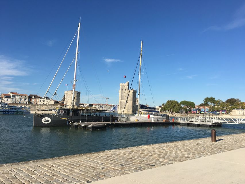 La Rochelle: Coastline Sailing Cruise - Sailing Between Ré Island and Coast