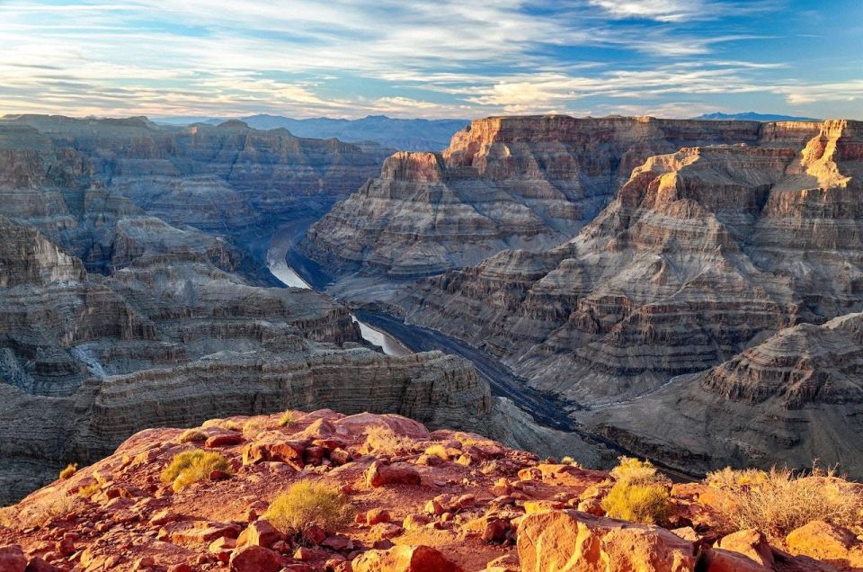 Las Vegas: Grand Canyon Trip + Las Vegas City Tour - Eagle Point and Skywalk