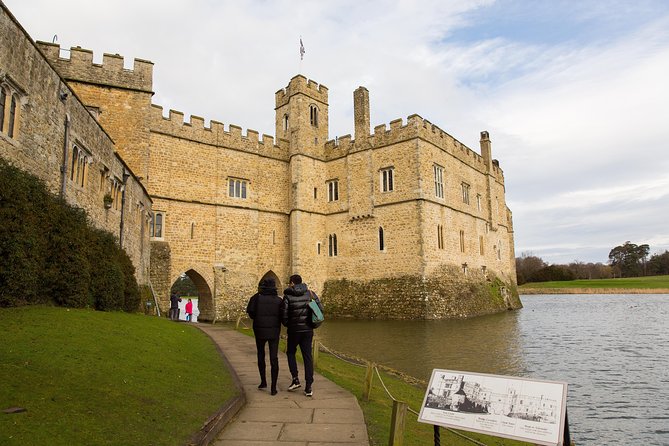 Leeds Castle, Cliffs of Dover and Canterbury Day Trip From London With Guided Cathedral Tour - Meeting and Pickup