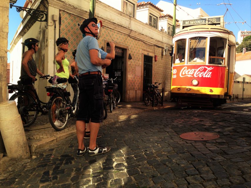 Lisbon: City Highlights and Viewpoints E-Bike Tour - Participant Information