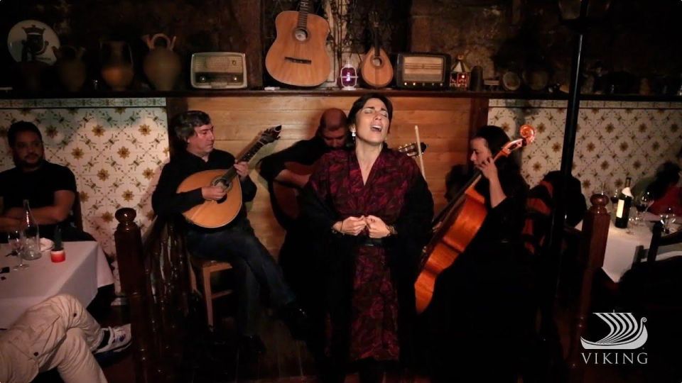 Lisbon: Fado Experience Private Tour - Fado Experience