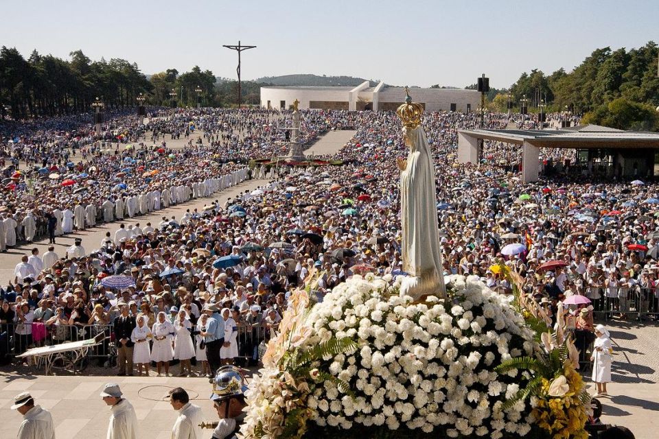 Lisbon Fatima Sanctuary Private Half Day Tour - Basilica of Our Lady