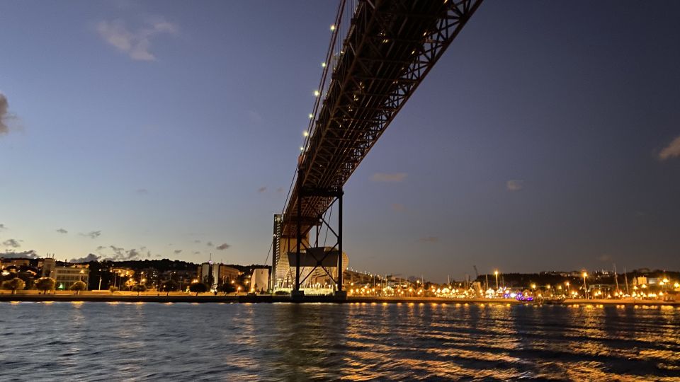 Lisbon: Luxury Sailboat Cruise at Night - Inclusions and Amenities