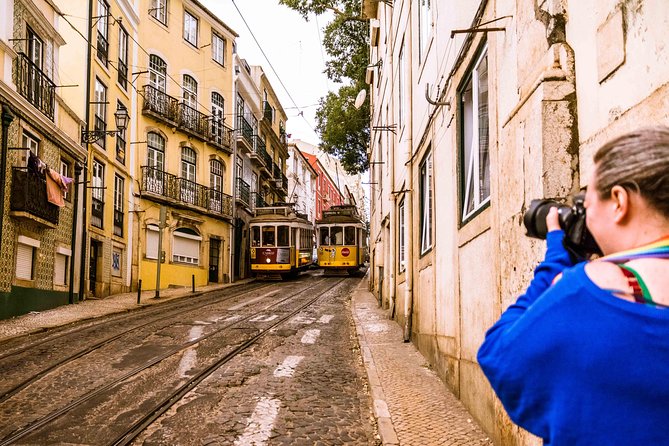 Lisbon Photography Walk With a Local - Directions