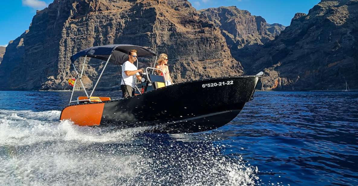 Live the Ocean Without License and Discover Los Gigantes - Exclusive Boat Experience on the Ocean