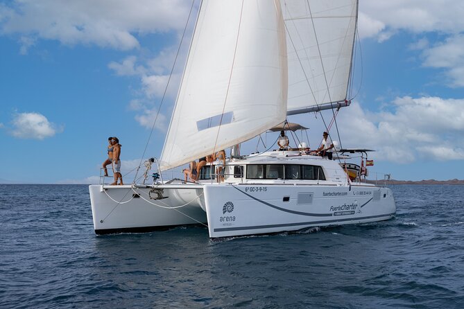 Lobos Island Half-Day Sailing Tour With Lunch - Tour Activities