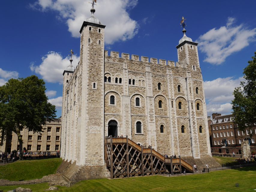 London: Private Tour of the Tower of London - Private Group Size