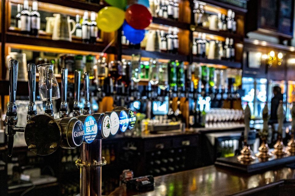 London Pub Crawl: Audio Tour Through the Greatest Pubs - Tour Details