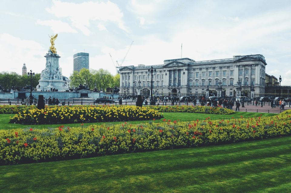 London: Royal History Walk Self Guided Tour - Inclusions and Exclusions