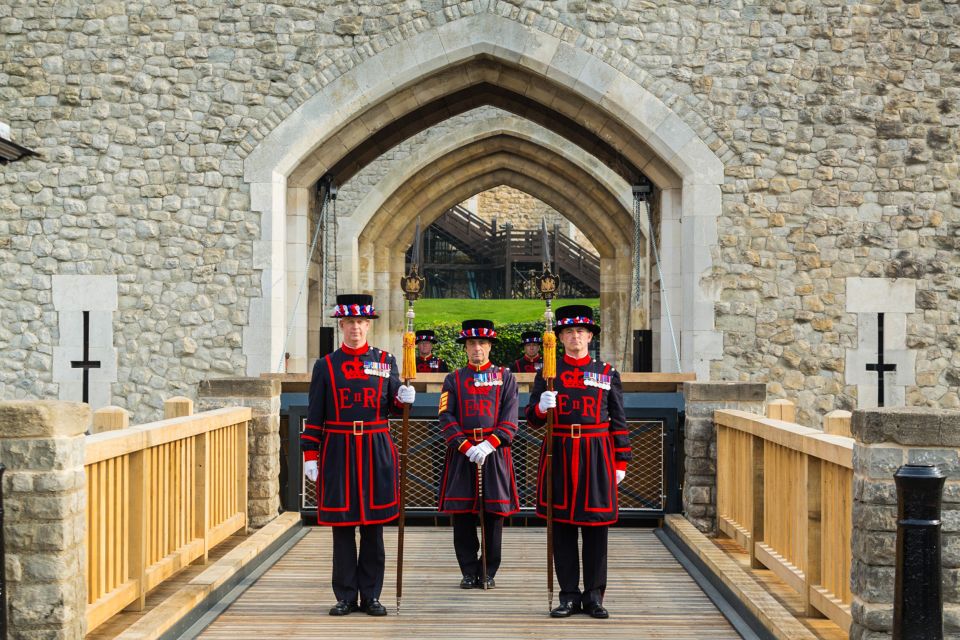 London: Tower of London, Beefeater Welcome, and Crown Jewels - Admiring the Crown Jewels