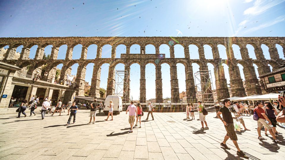 Madrid: Private 12-Hour Tour to Ávila and Segovia - Segovias Aqueduct