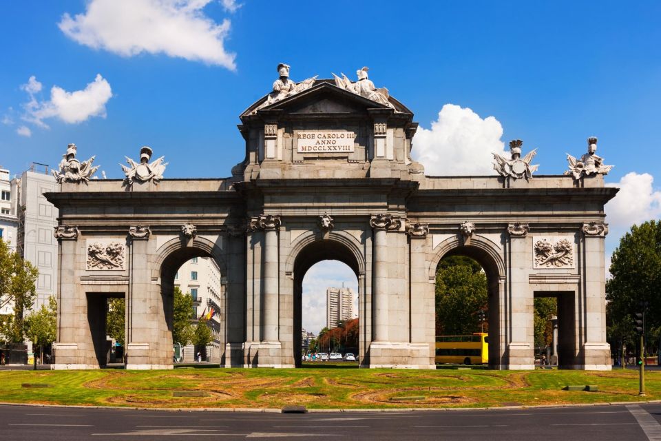 Madrid: Private Exclusive History Tour With a Local Expert - Personalized Tour Tailored to Interests