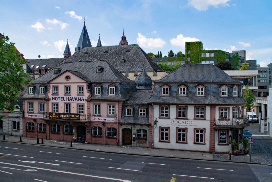 Mainz: Private Christmas Market Tour - Discovering Ecclesiastic Tradition