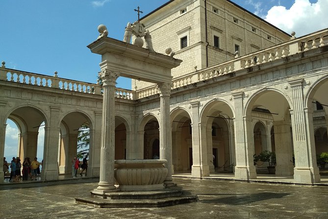 Monte Cassino Battlefield Tour by Anna Priora HistorianGuide - SantAngelo in Theodice