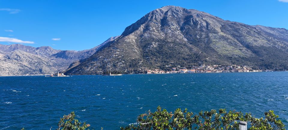 Montenegro Full-Day Trip From Dubrovnik - Transportation and Guide